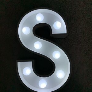 Light up letter S